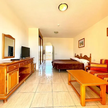 Family Studio In Tenerife South, With Wifi, Pool And Beach Near
