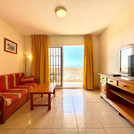 Appartement Family Studio In Tenerife South, With Wifi, Pool And Beach Near *