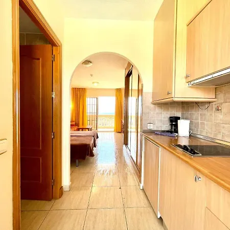 Family Studio In Tenerife South, With Wifi, Pool And Beach Near 아파트 *
