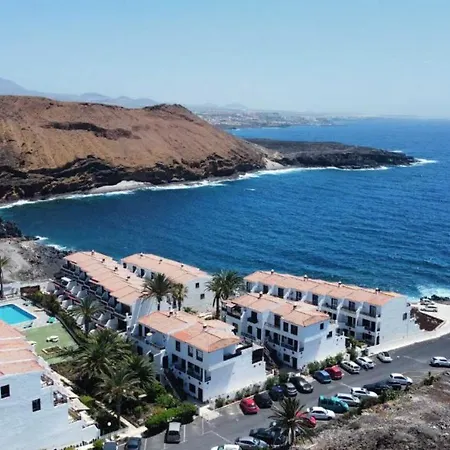 Family Studio In Tenerife South, With Wifi, Pool And Beach Near Costa Del Silencio